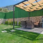 Villa Montana 1 *