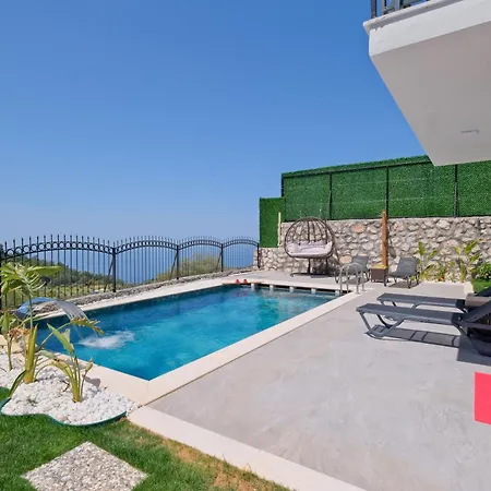 Villa Montana 1 *